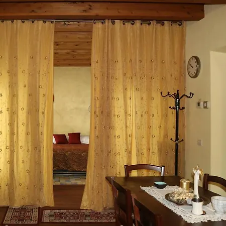 Apartment Casa Jasmin, 2 Floors, Private Garden Verona