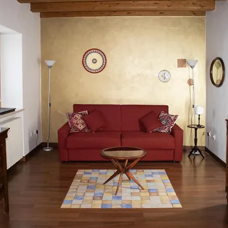 Casa Jasmin, 2 Floors, Private Garden Appartamento *